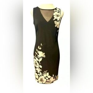 White House Black Market Reversible Sheath
Dress Size Small